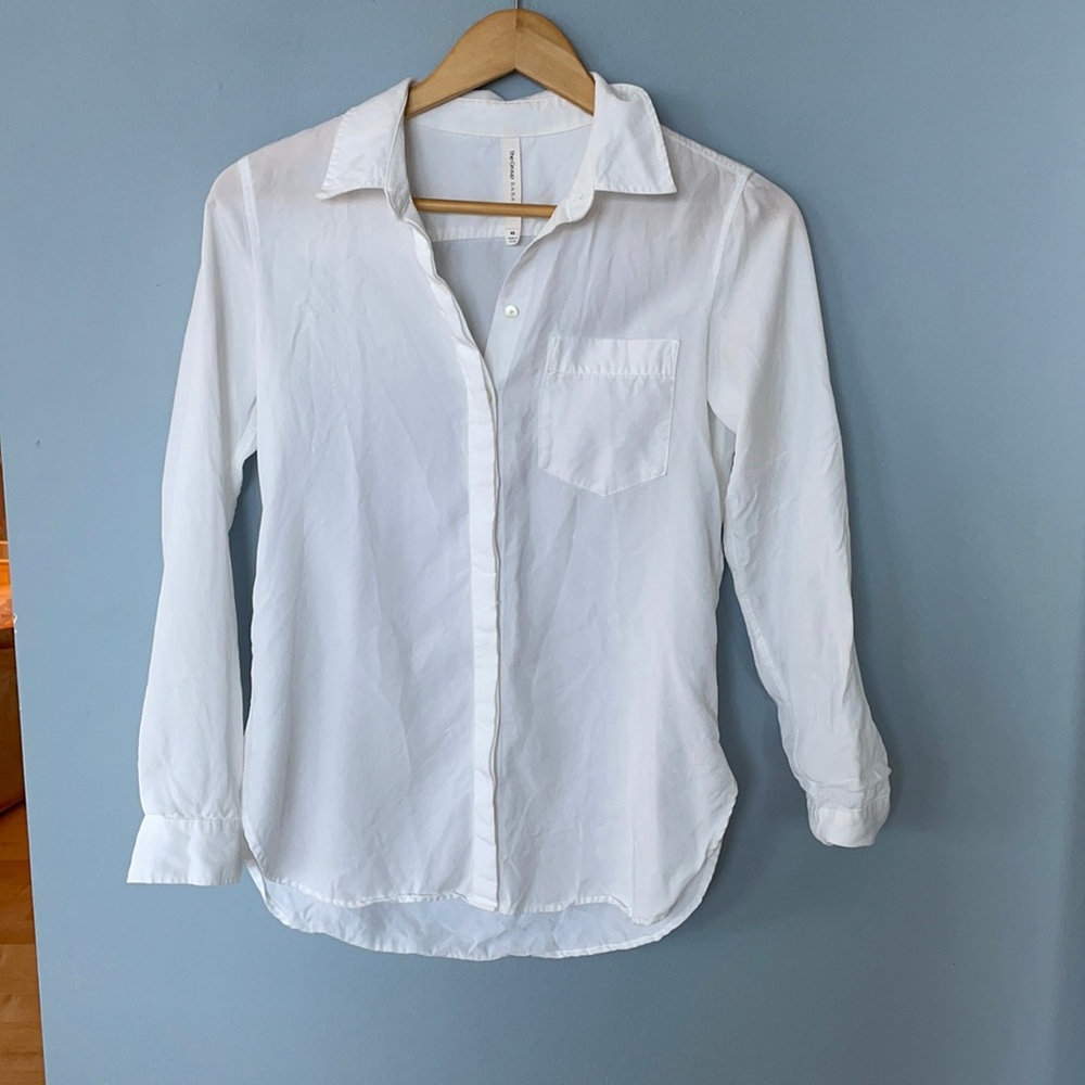 White aritzia button up